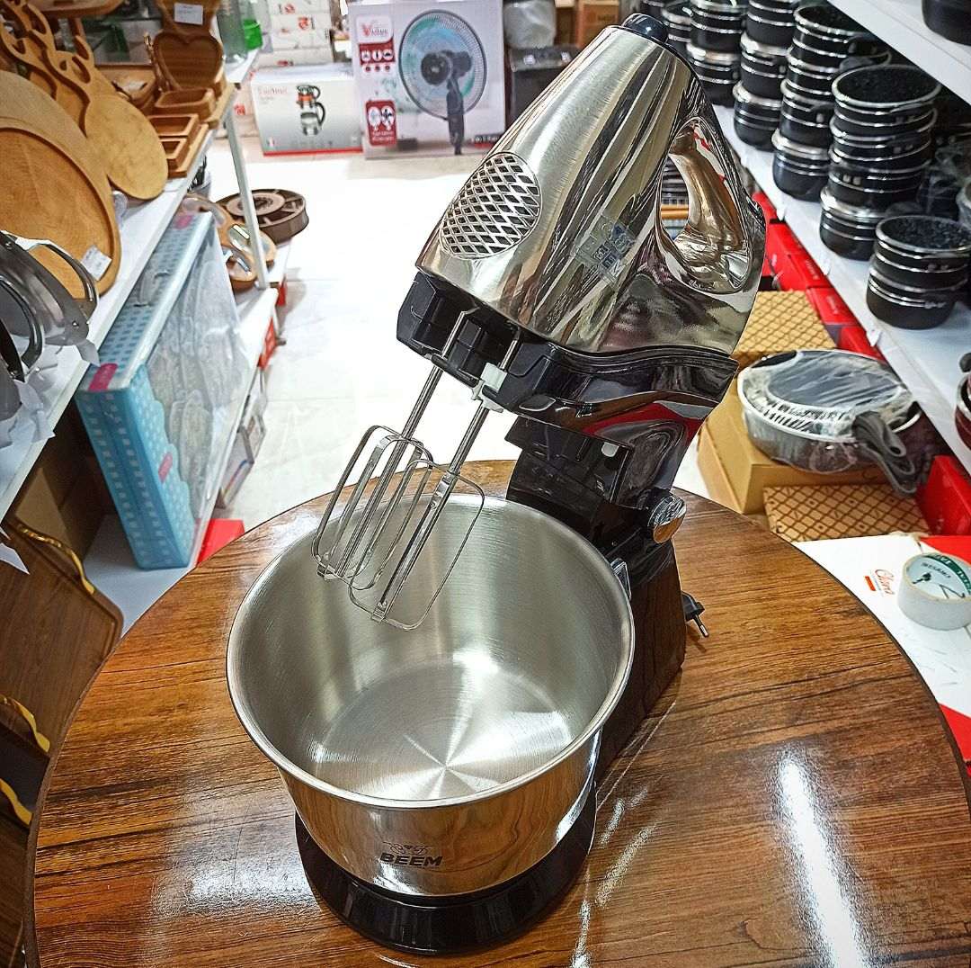 همزن کاسه دار بیم آلمان مدل hm4502b گارانتی 18 ماهه شرکتی